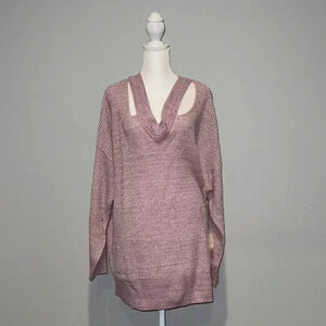 Midis Curvy Purple Cut Out Sweater.​​